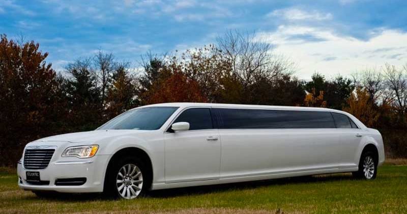 Location limousine Lyon * Chrysler 300C